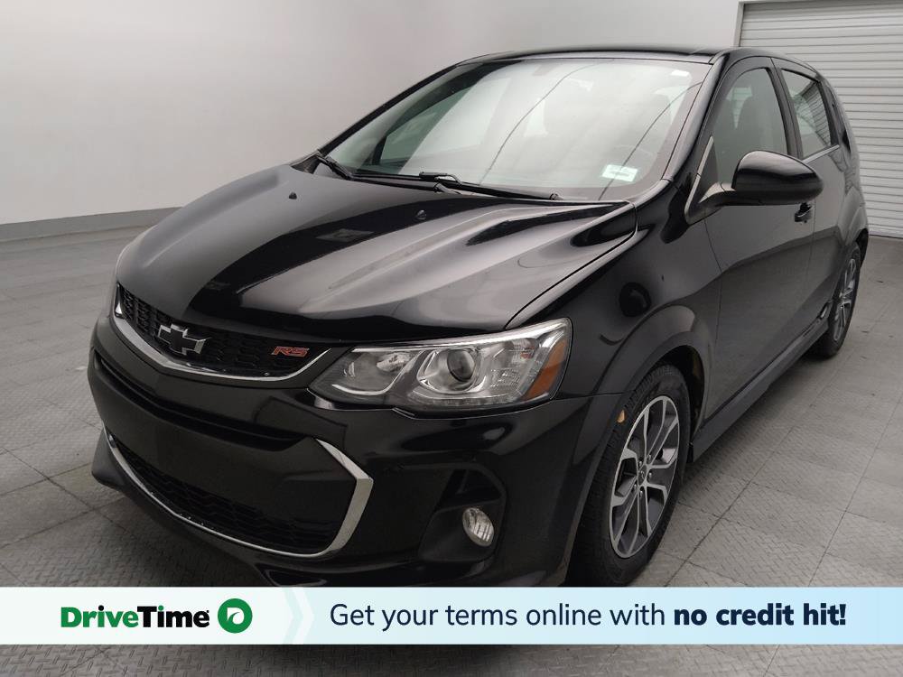 Used 2020 Chevrolet Sonic LT FWD image 1