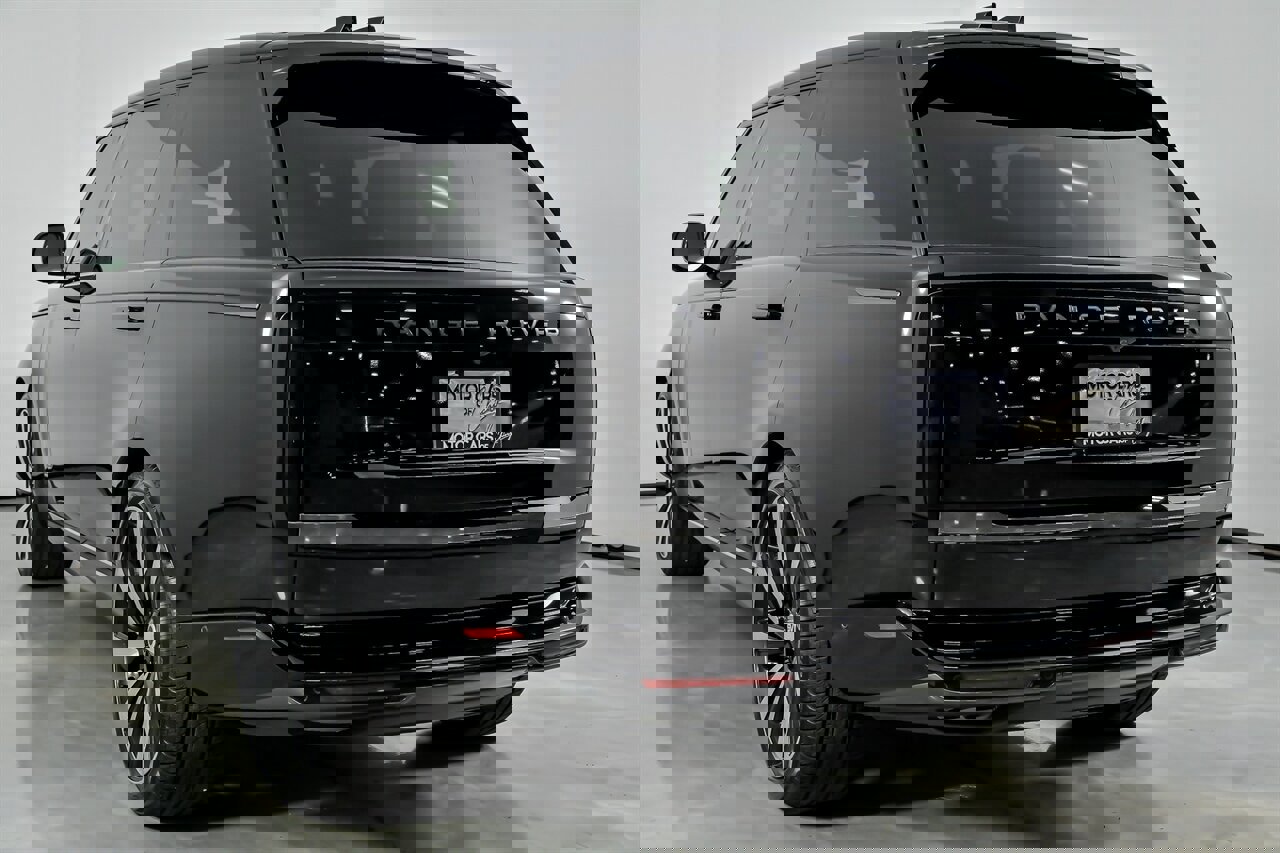 Used 2023 Land Rover Range Rover SV image 10