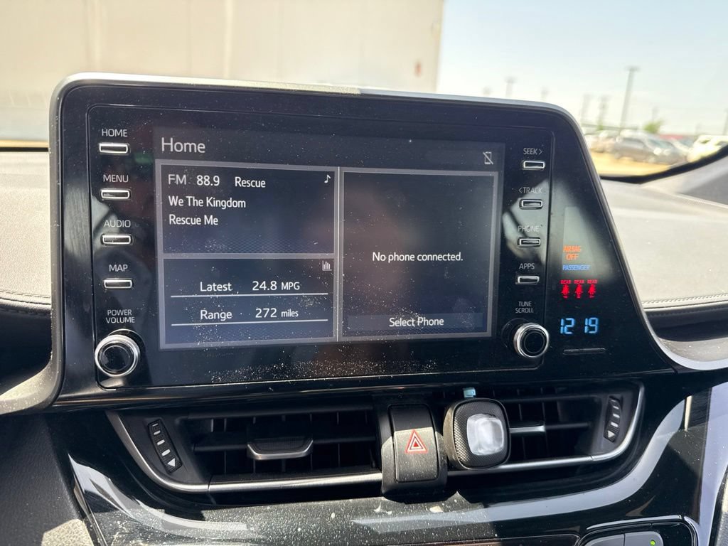 Used 2019 Toyota C-HR LE FWD image 18