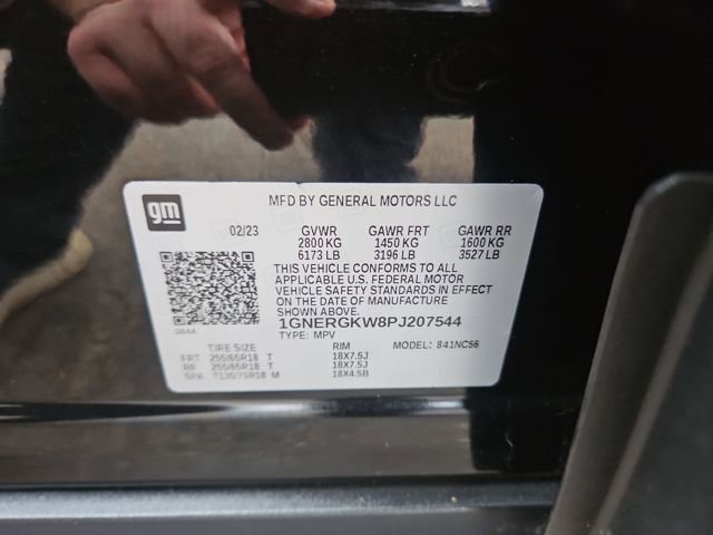 Used 2023 Chevrolet Traverse LT image 30