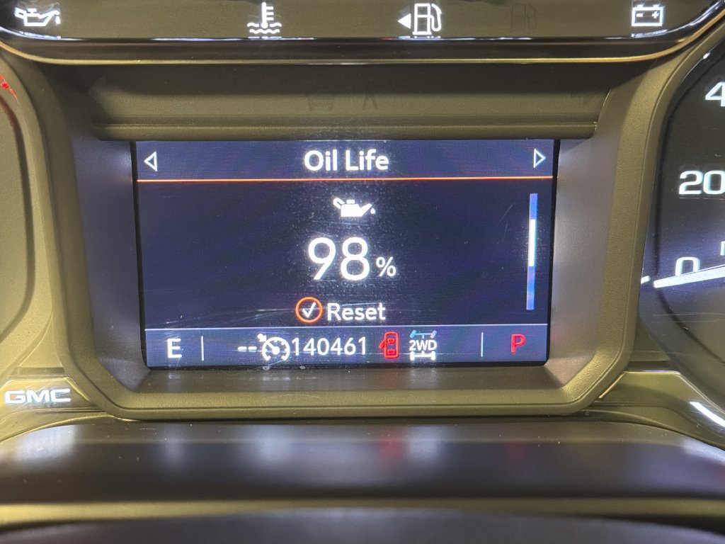 Used 2019 GMC Sierra 1500 SLT w/ SLT Premium Plus Package AWD/4WD image 37