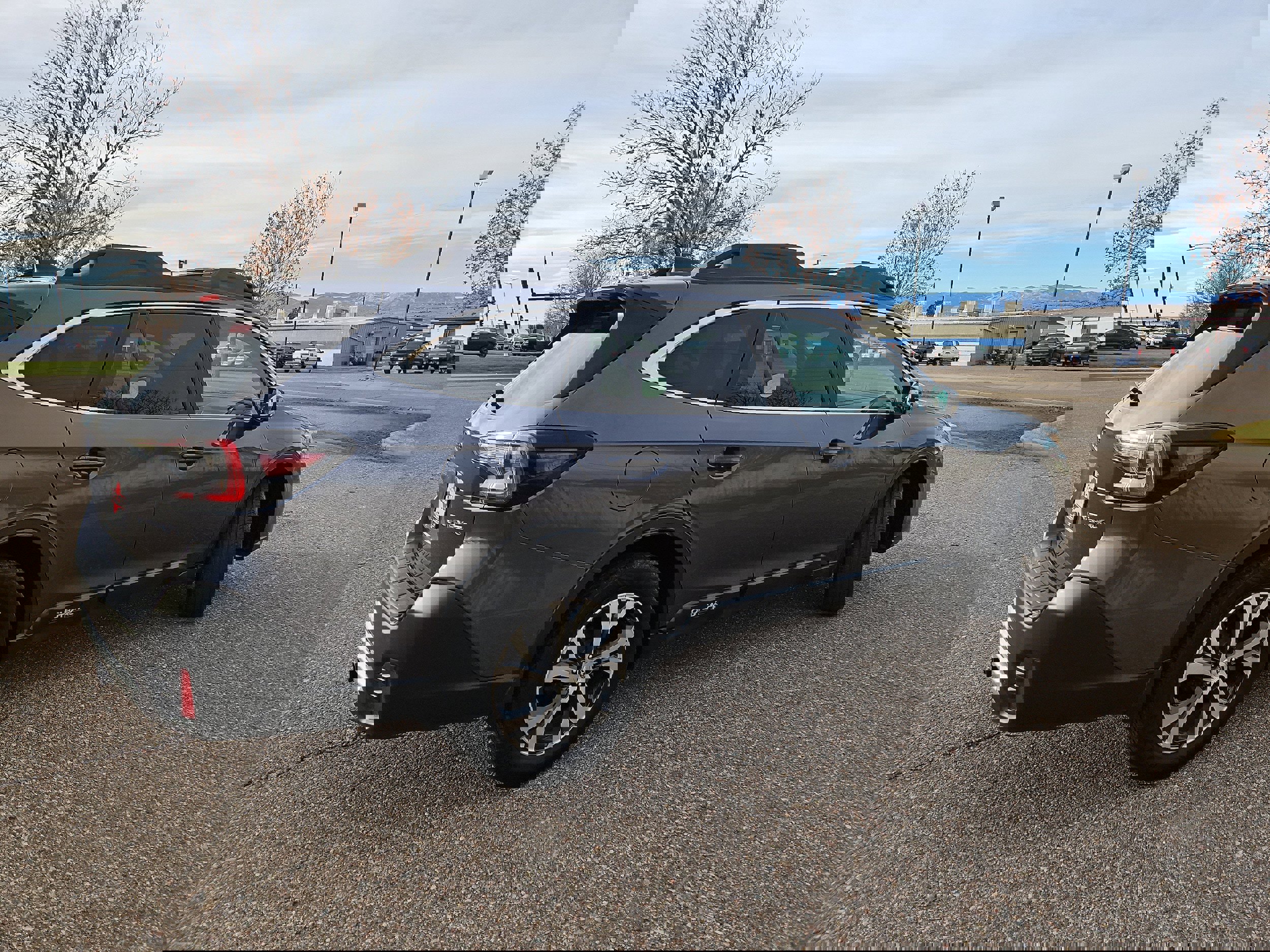 Used 2020 Subaru Outback Limited w/ Popular Package #2 image 4