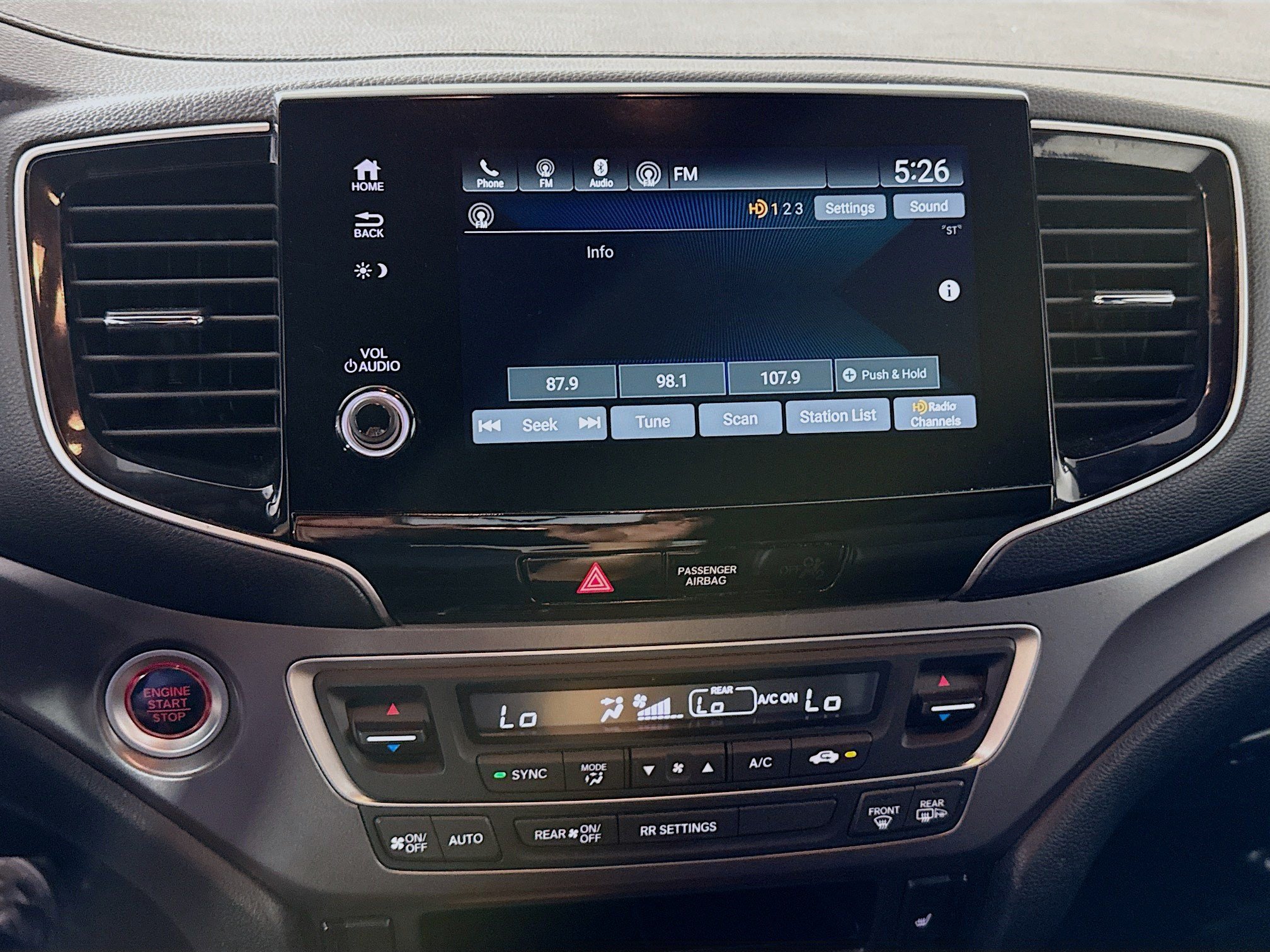 Used 2024 Honda Passport EX-L image 18