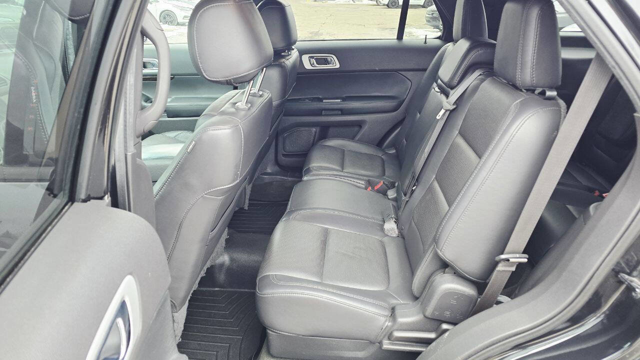 Used 2015 Ford Explorer Limited w/ Equipment Group 301A image 11