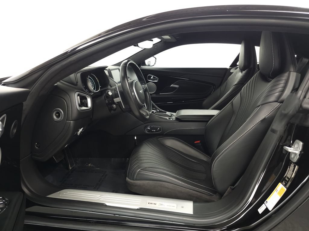 Used 2019 Aston Martin DB11 Coupe RWD image 7