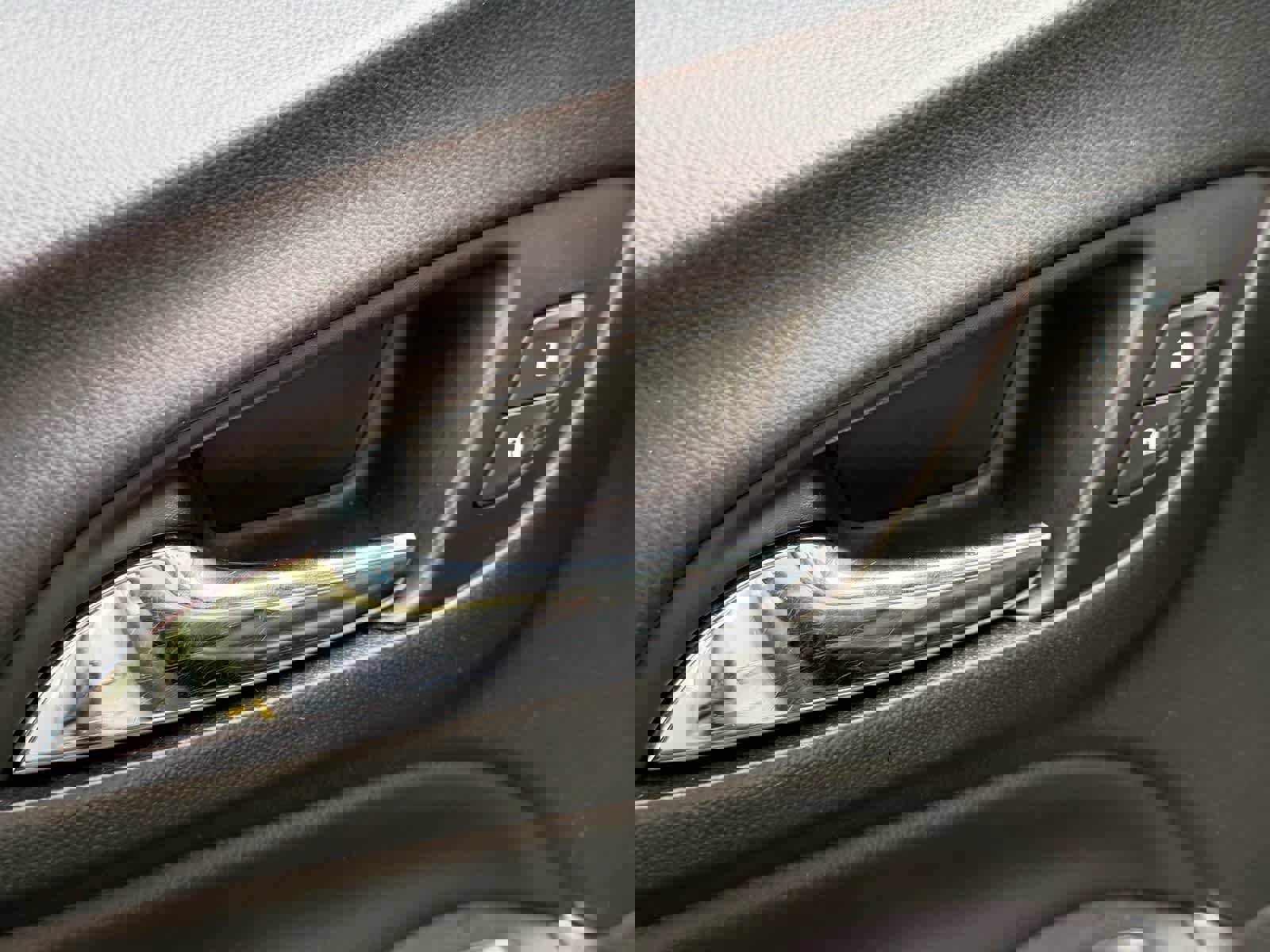 Used 2018 Chevrolet Equinox LT image 16