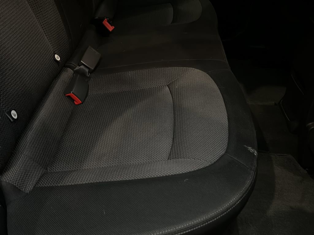 Used 2012 Nissan Rogue SV AWD/4WD image 15