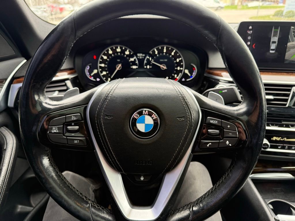 Used 2017 BMW 530i xDrive image 9
