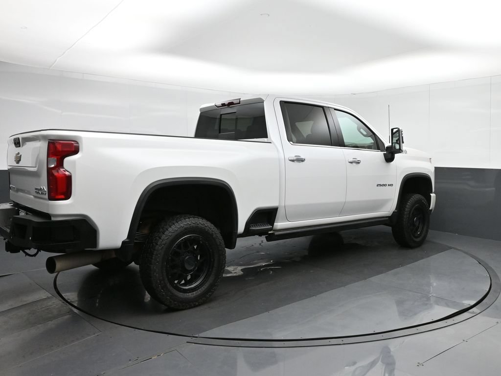 Used 2022 Chevrolet Silverado 2500 High Country w/ Safety Package II AWD/4WD image 7