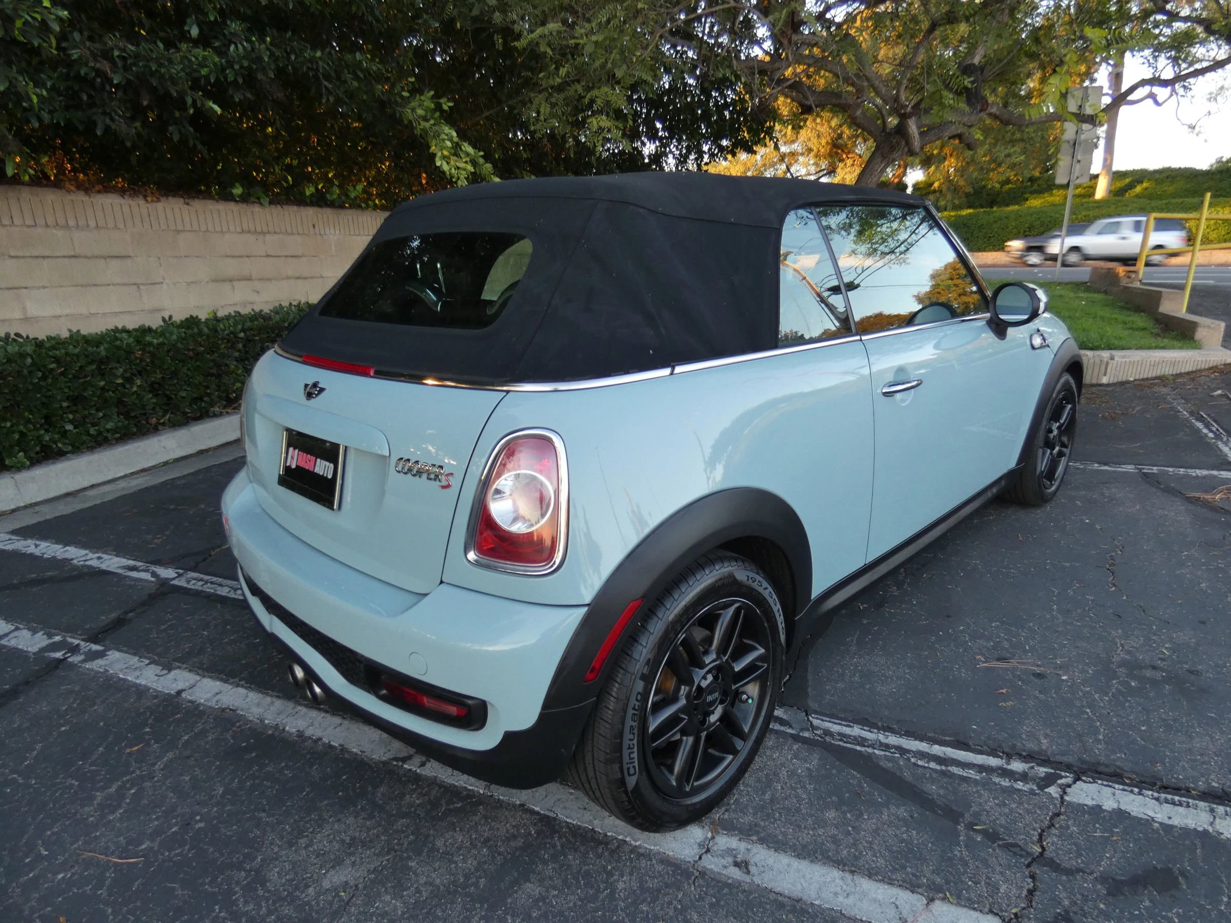 Used 2014 MINI Cooper S image 56
