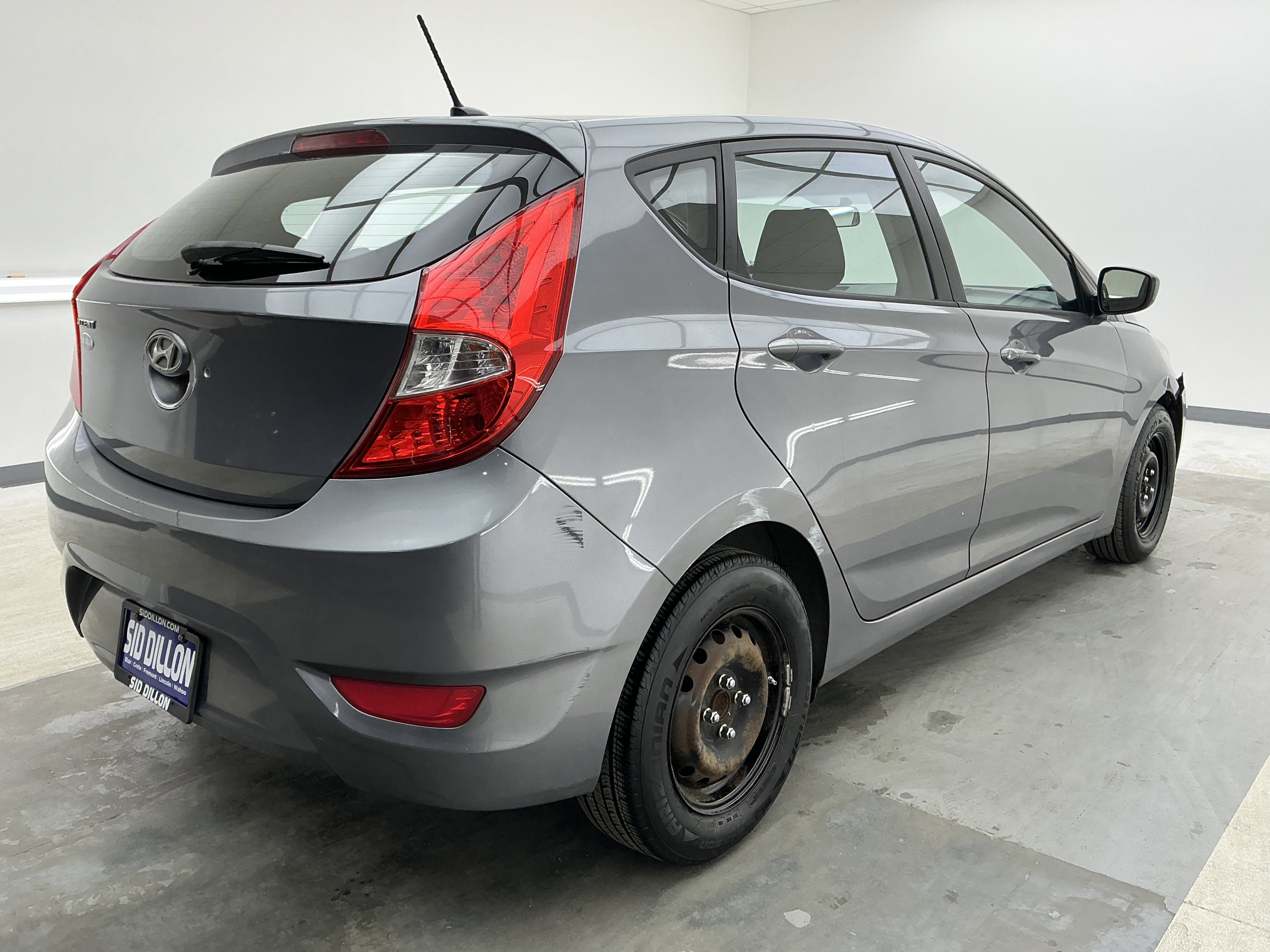 Used 2014 Hyundai Accent GS image 4