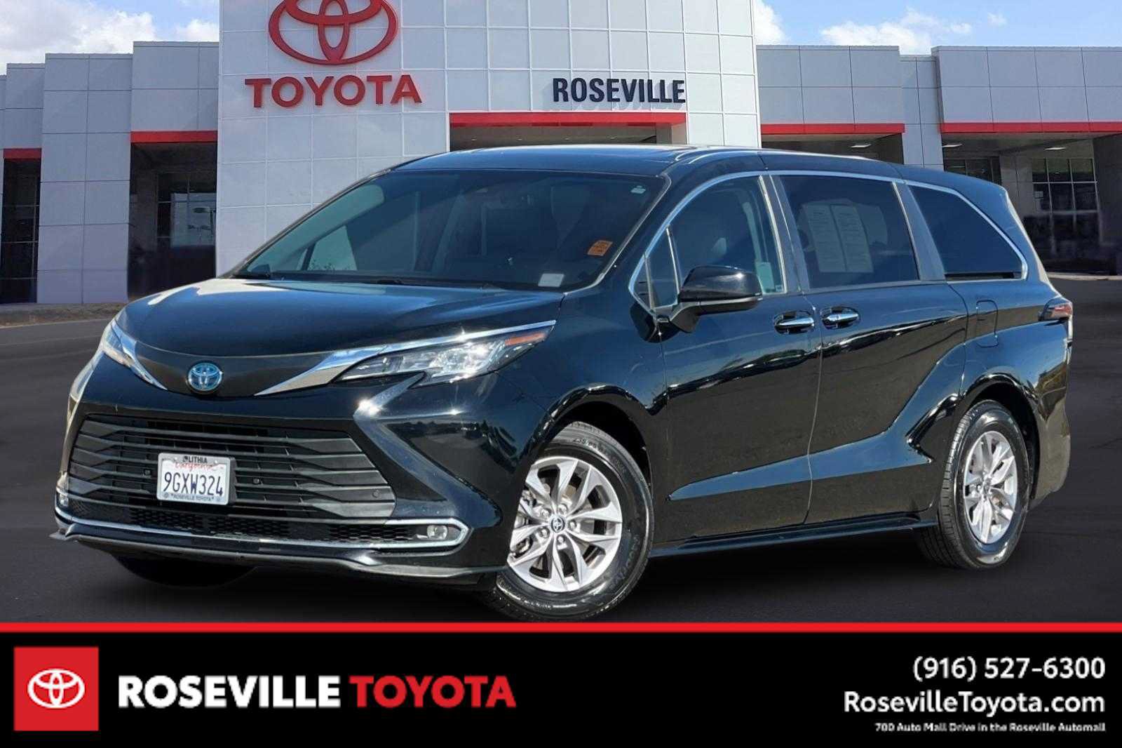 Used 2023 Toyota Sienna XLE