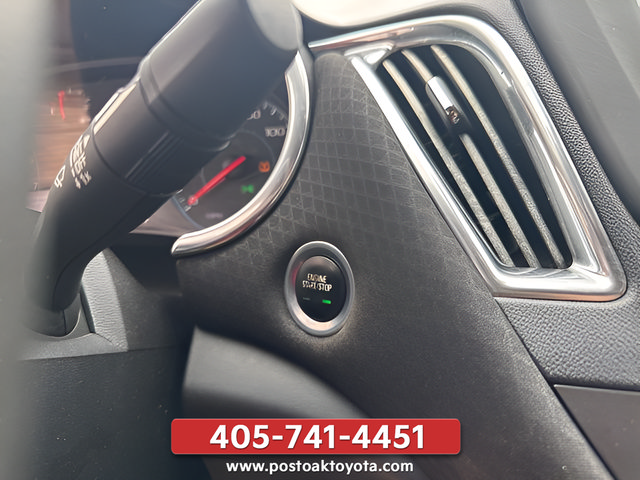 Used 2018 Chevrolet Malibu LT FWD image 24