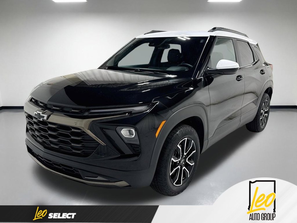 Used 2025 Chevrolet TrailBlazer ACTIV w/ Convenience Package AWD/4WD image 1