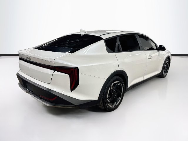 Certified 2025 Kia K4 EX FWD image 7