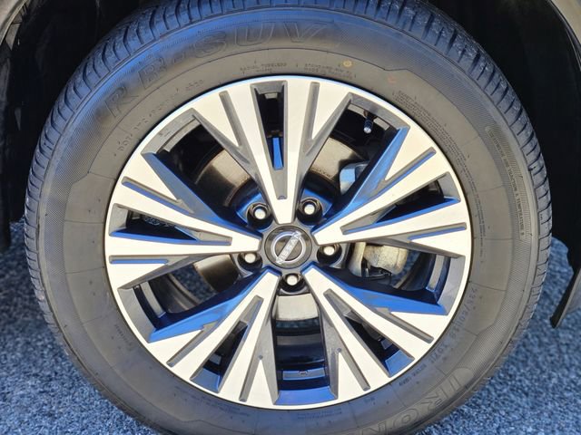 Certified 2023 Nissan Rogue SV image 10