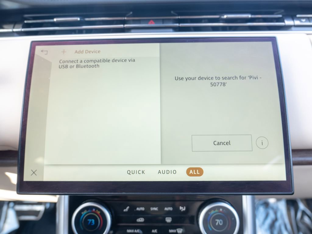 Certified 2023 Land Rover Range Rover SE image 31