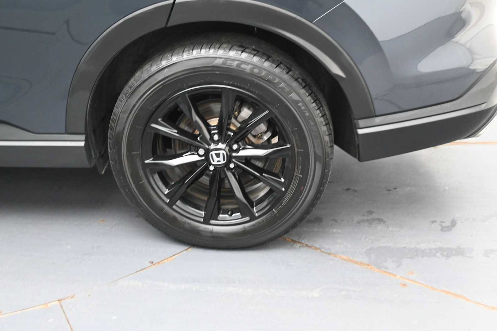 Used 2025 Honda CR-V Sport-L image 5