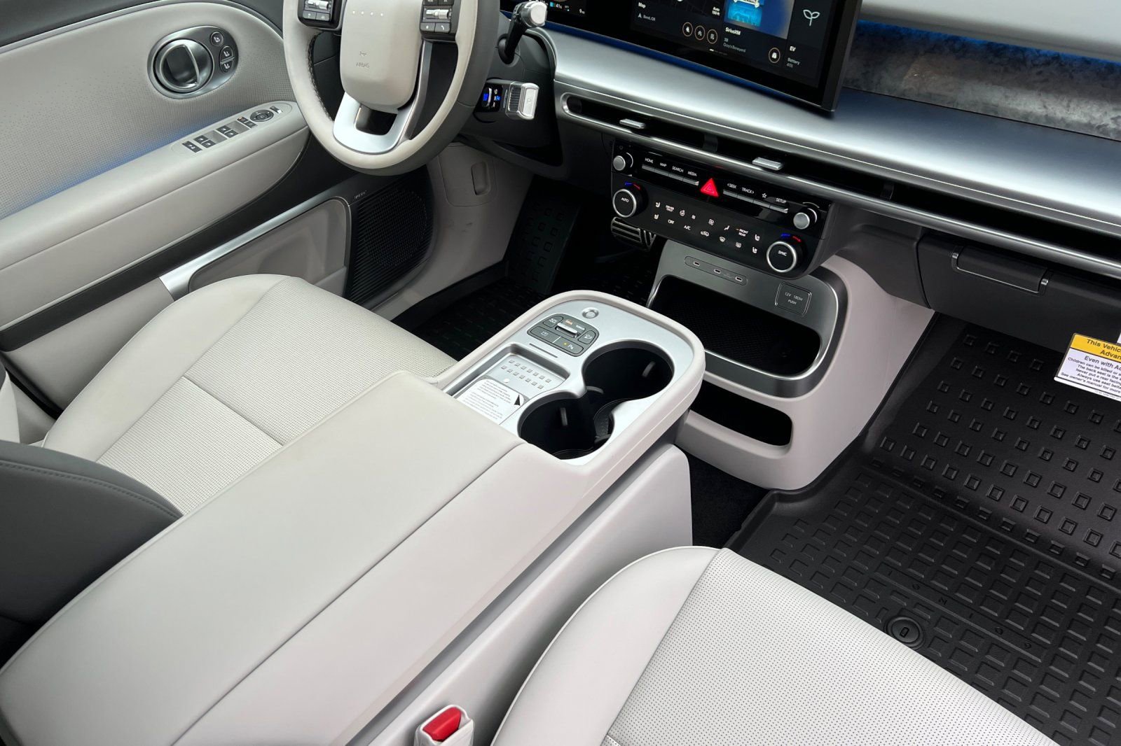 New 2026 Hyundai Ioniq 9 Calligraphy image 18