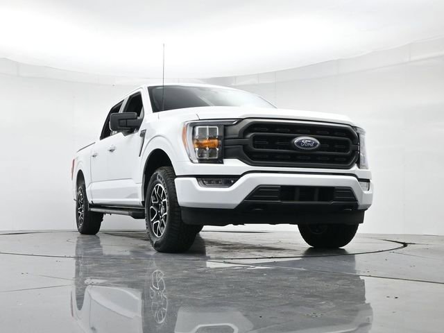 Certified 2023 Ford F150 XLT w/ Equipment Group 302A High image 35