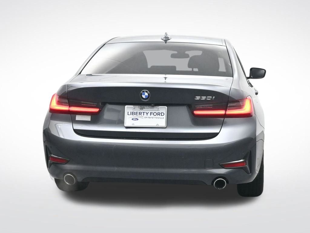 Used 2020 BMW 330i Sedan w/ Premium Package image 9