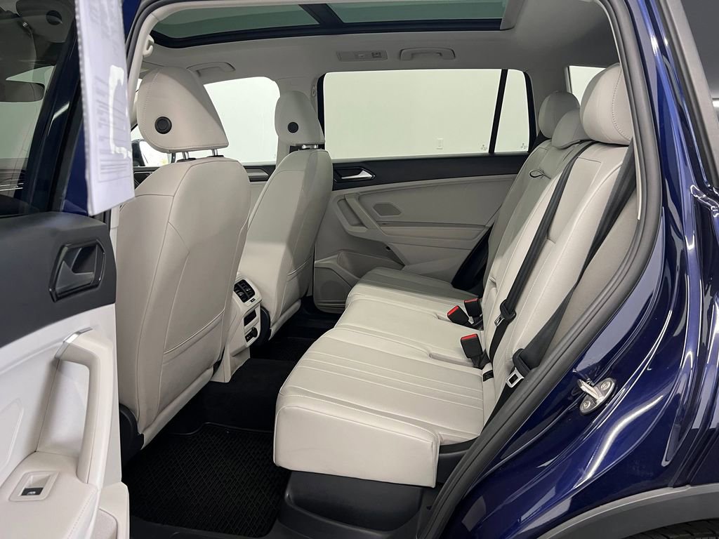 Used 2022 Volkswagen Tiguan SE image 12