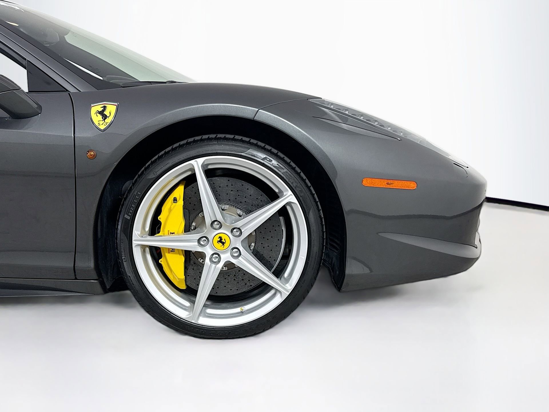 Certified 2013 Ferrari 458 Italia Coupe RWD image 25