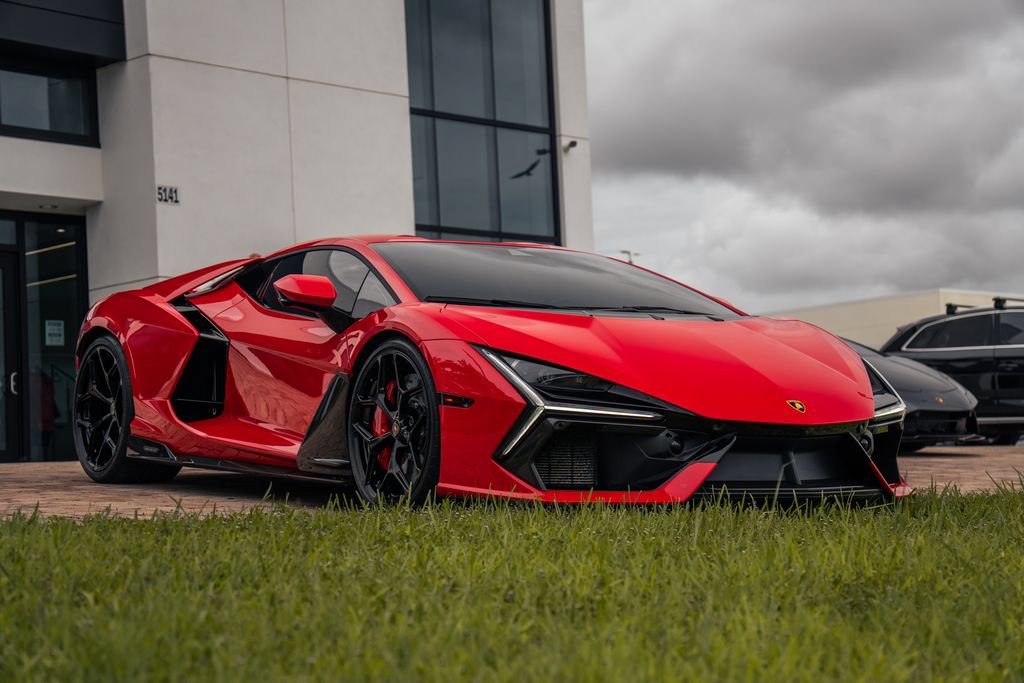 Used 2025 Lamborghini Revuelto AWD/4WD image 8