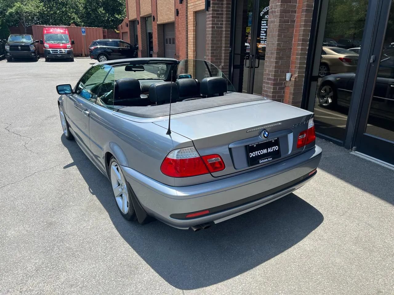 Used 2004 BMW 325Ci Convertible RWD image 5