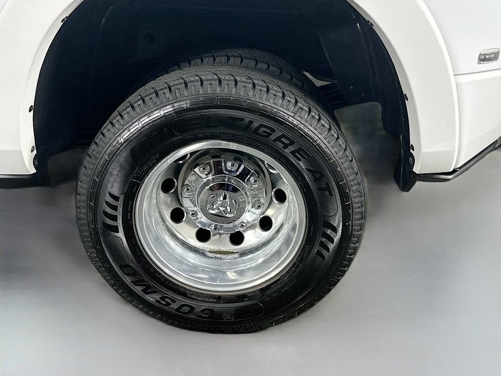 Used 2020 RAM 3500 Laramie image 34