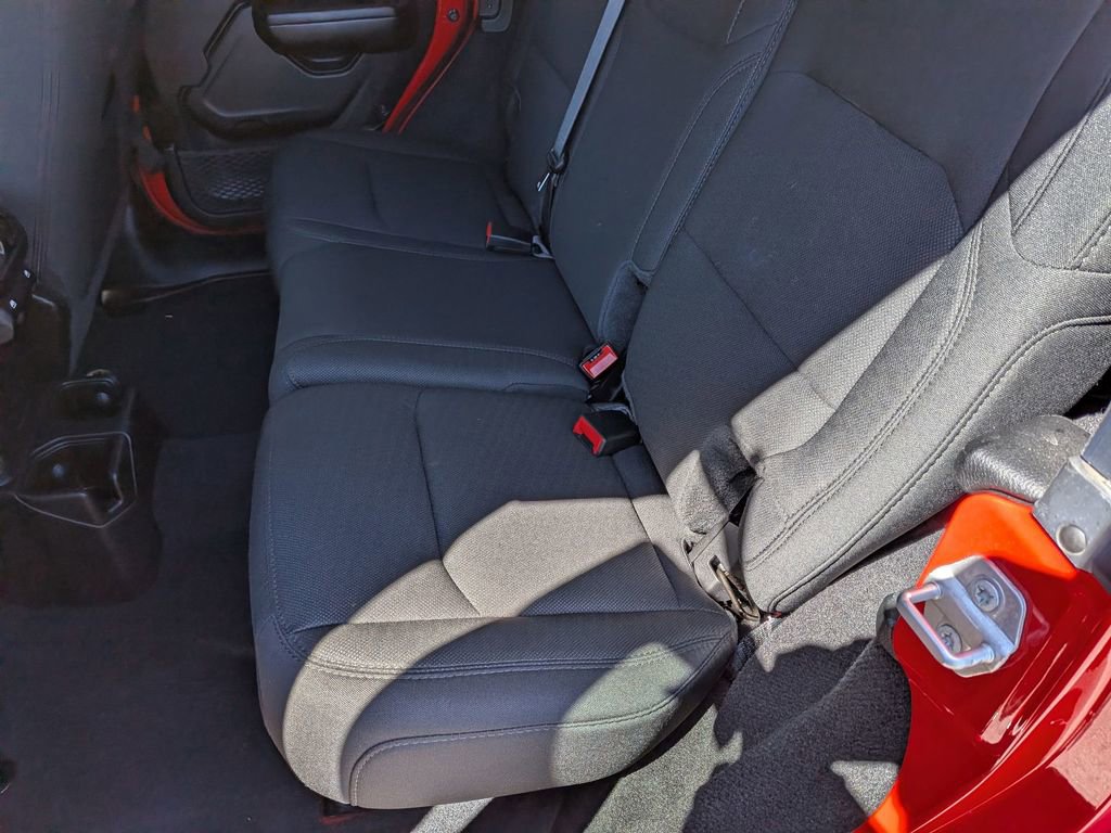 Used 2022 Jeep Wrangler Unlimited Sport image 23