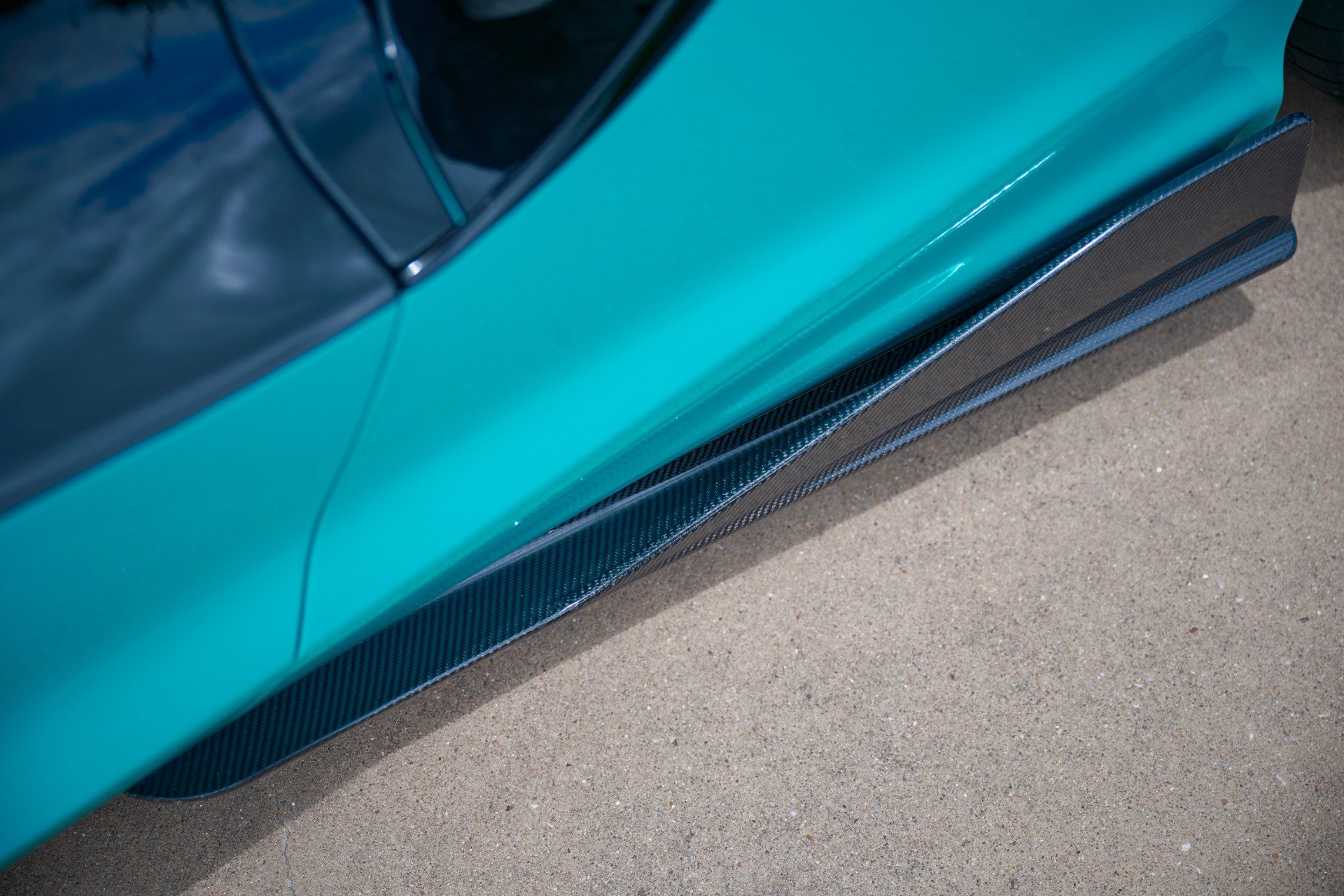 Used 2025 McLaren Artura Spider RWD image 65