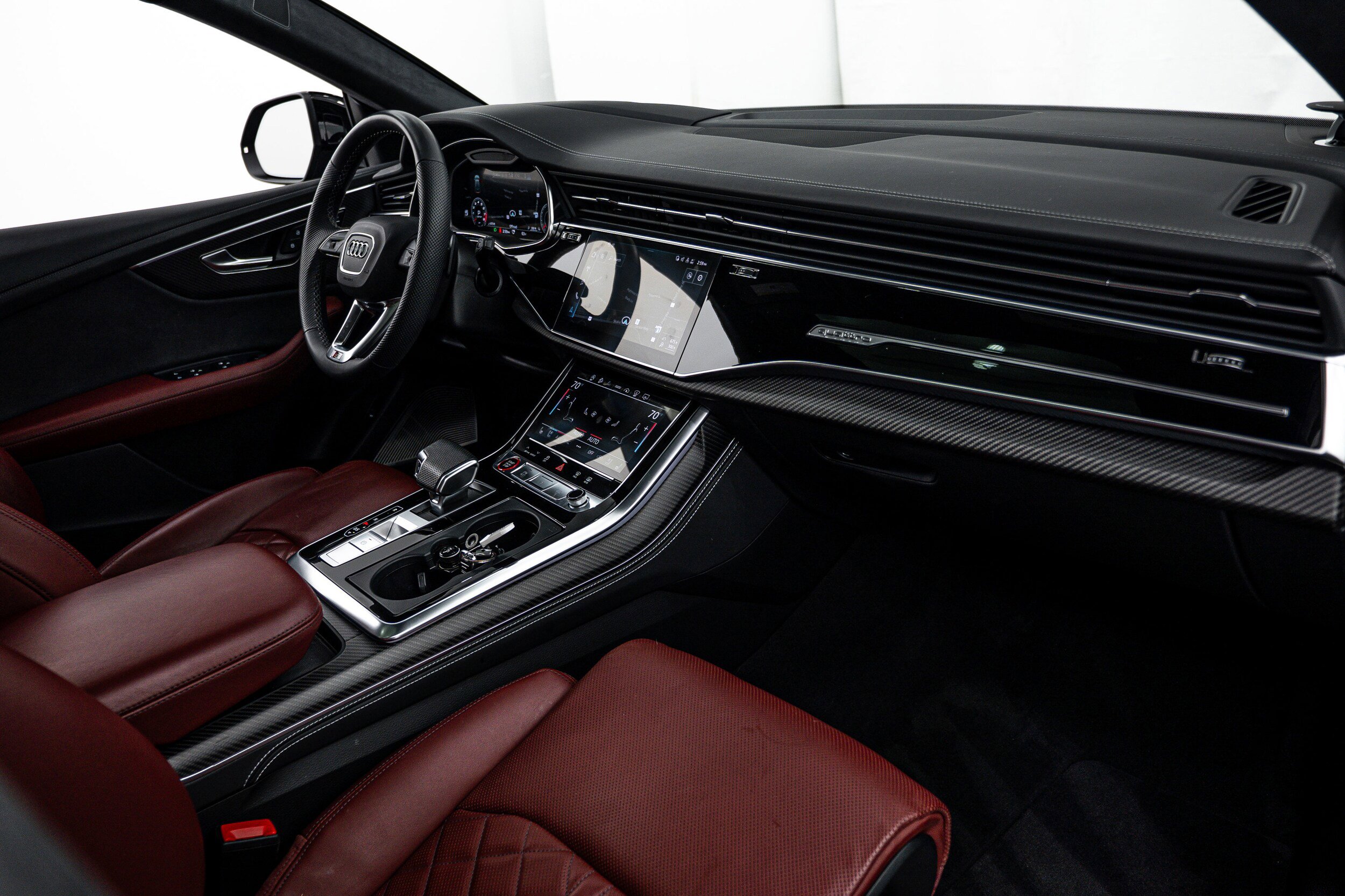 Certified 2024 Audi SQ8 Prestige image 19
