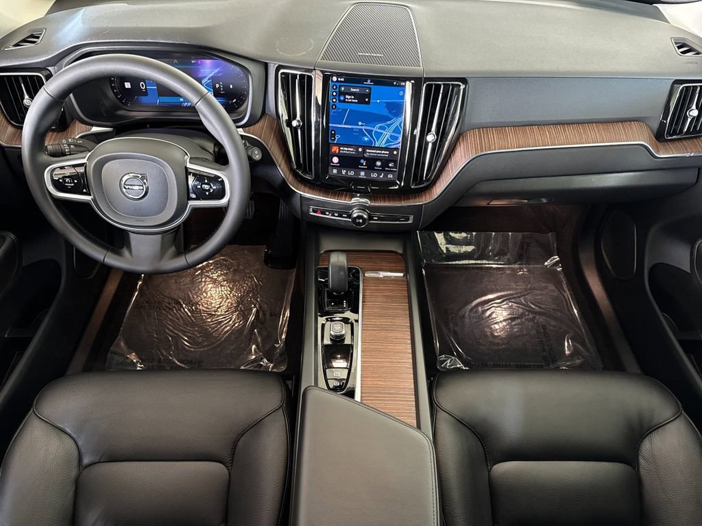 Certified 2023 Volvo XC60 B5 Plus w/ Climate Package FWD image 12