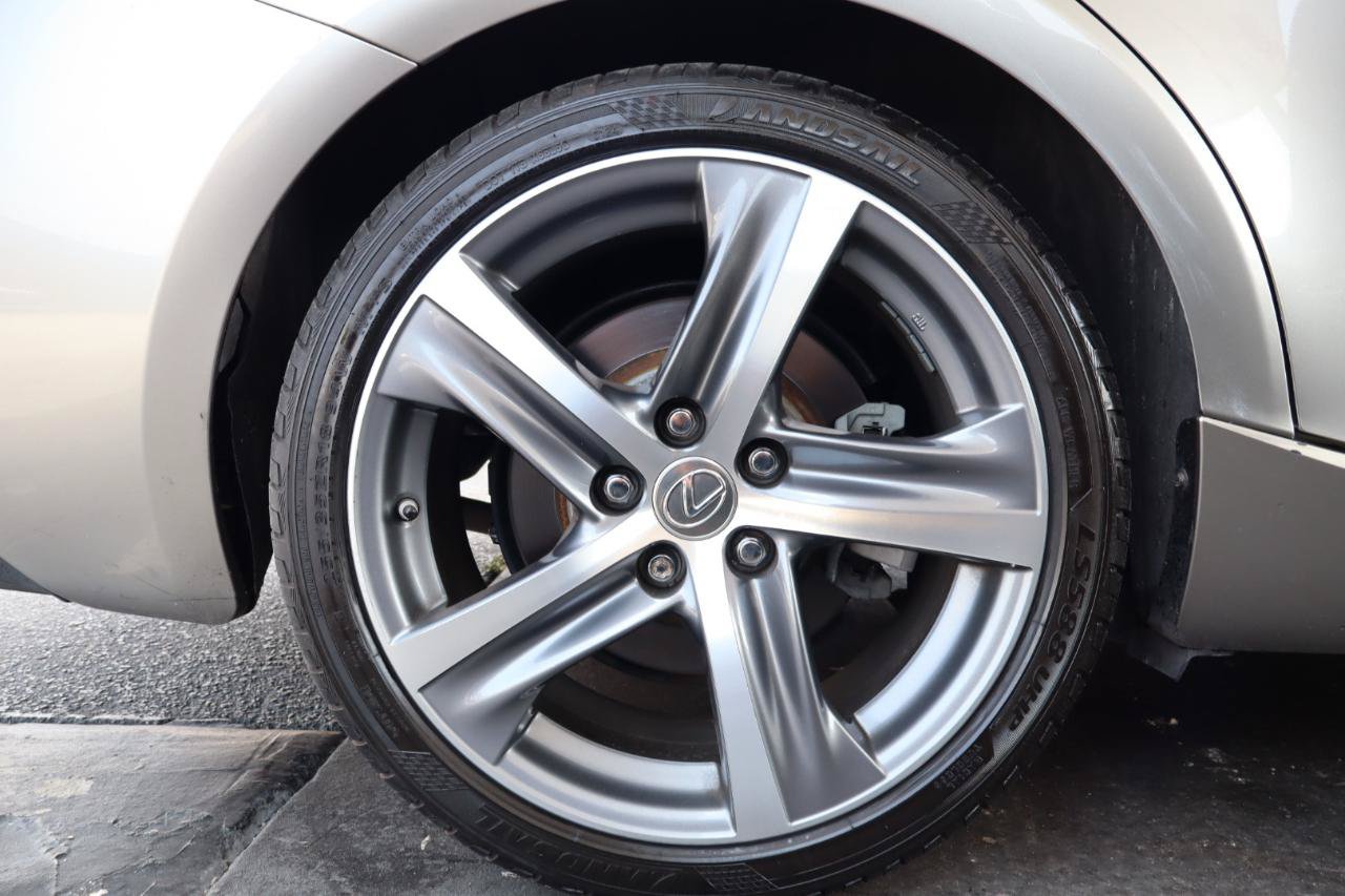 Used 2018 Lexus IS 300 w/ Premium Package RWD image 28