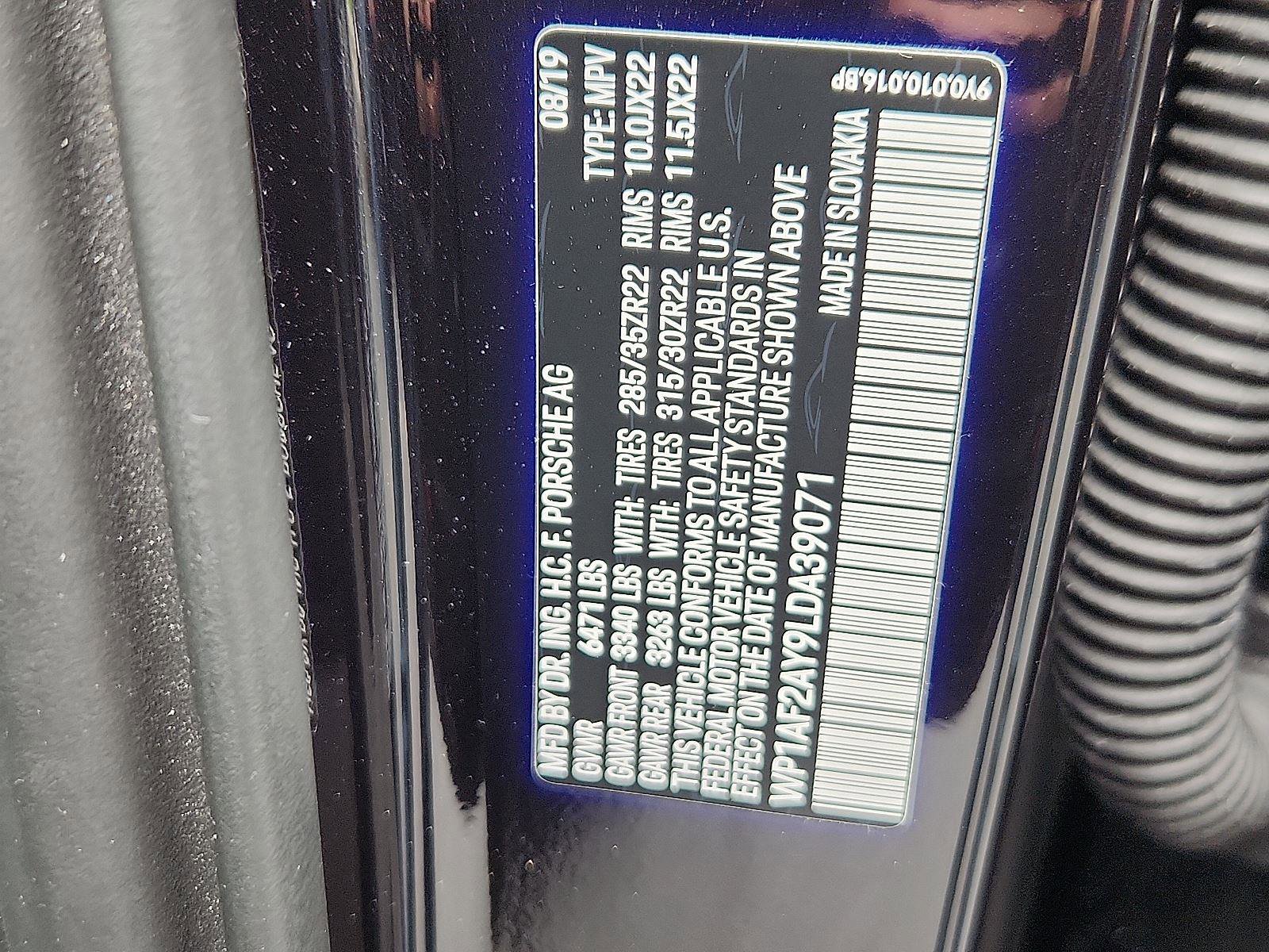 Used 2020 Porsche Cayenne Turbo image 27