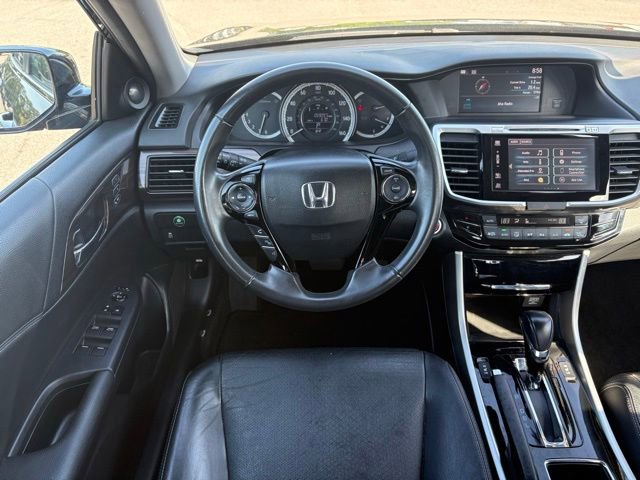 Used 2017 Honda Accord EX-L image 13