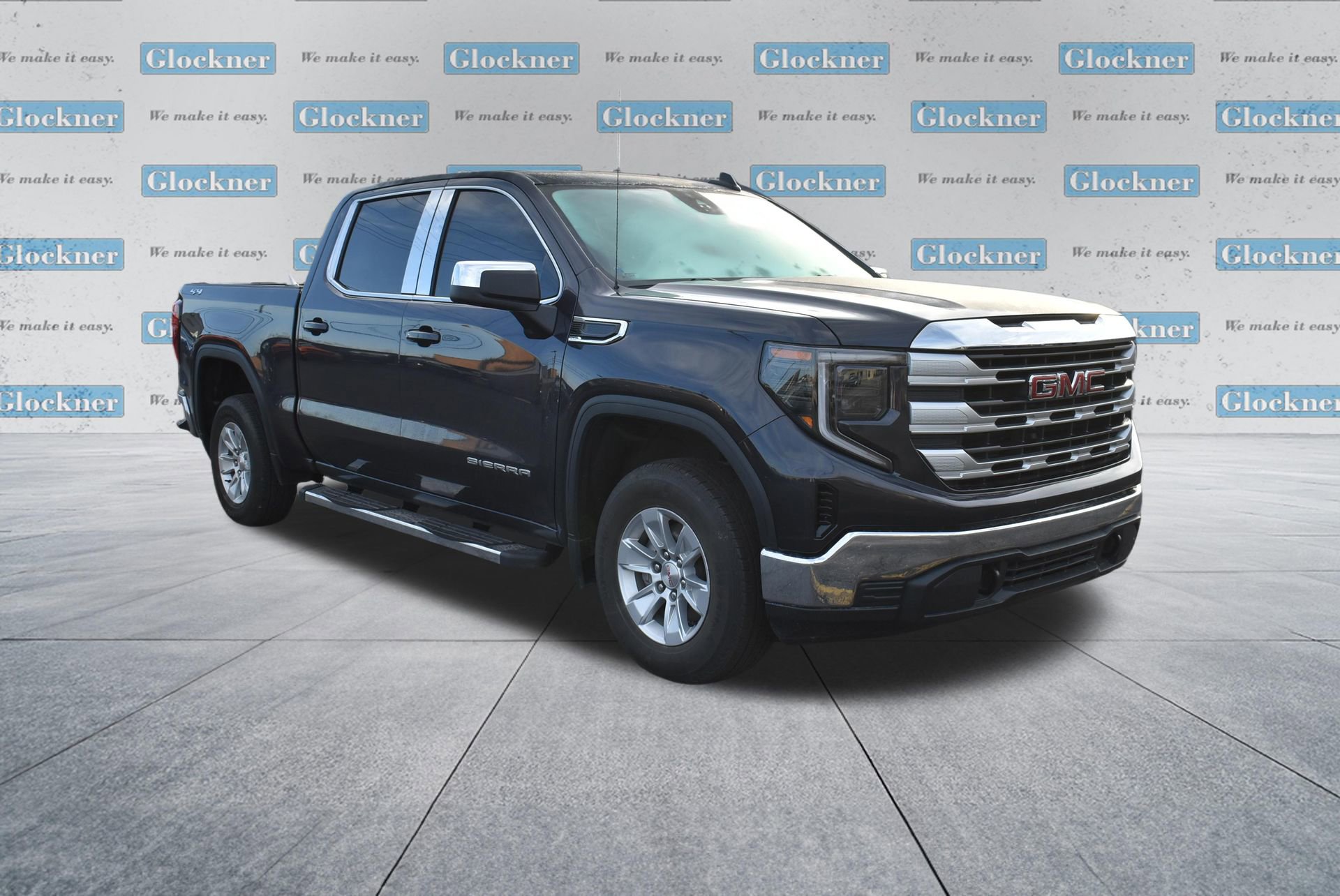Used 2023 GMC Sierra 1500 SLE image 3