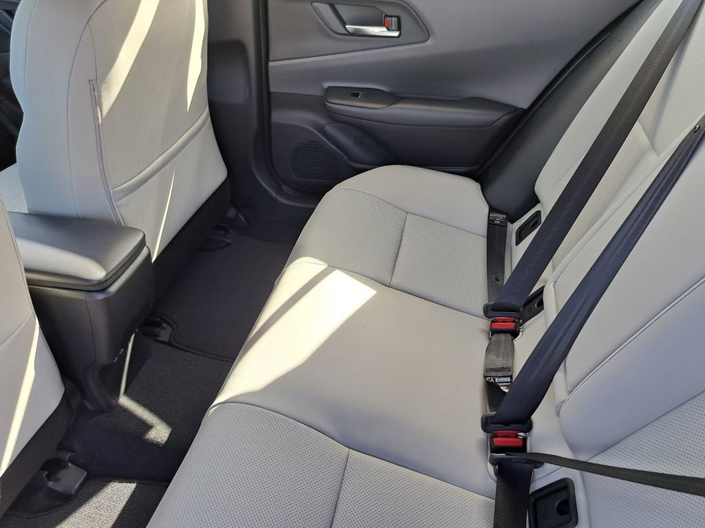 New 2026 Toyota Prius XLE image 17