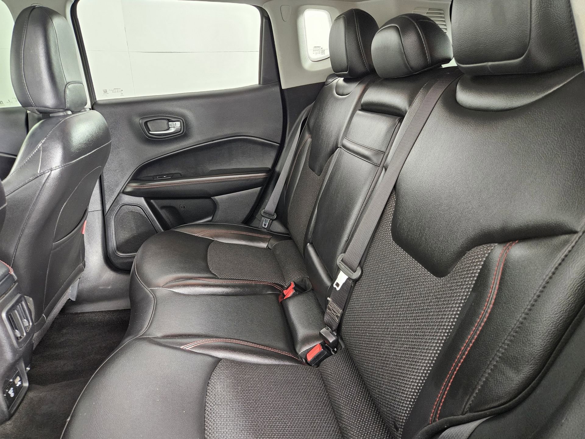 Used 2019 Jeep Compass Trailhawk w/ Cold Weather Group image 38