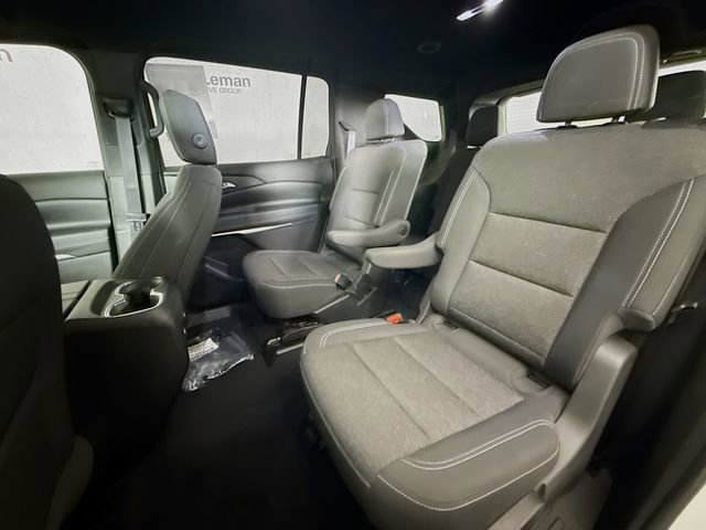 Used 2024 Chevrolet Traverse LT image 25