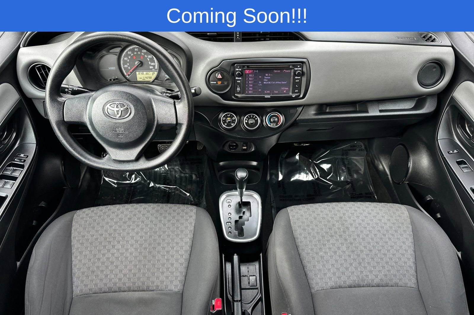 Used 2015 Toyota Yaris L image 14