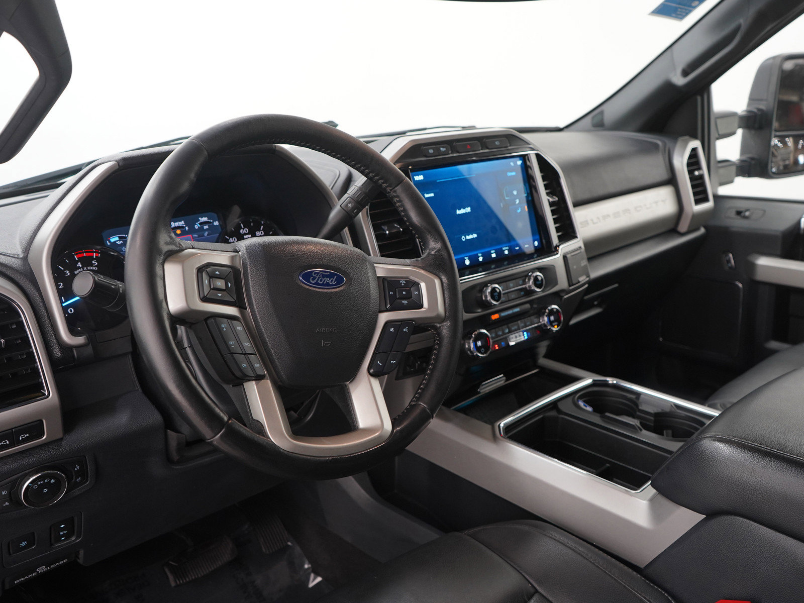 Used 2022 Ford F250 Lariat w/ Black Appearance Package image 27