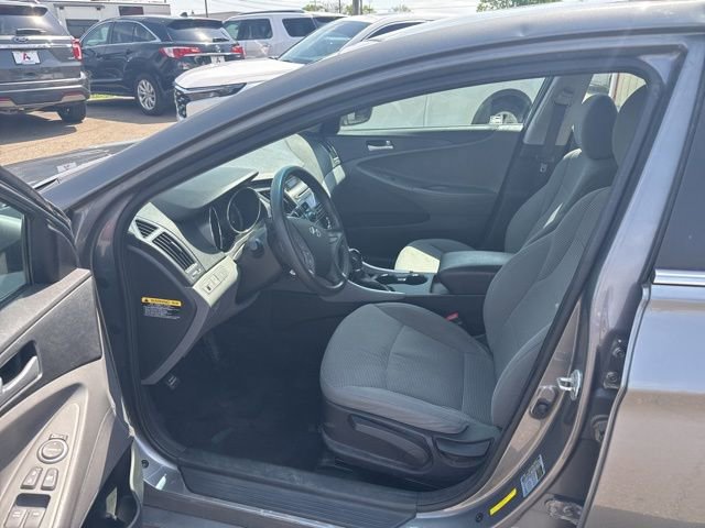 Used 2013 Hyundai Sonata GLS FWD image 9