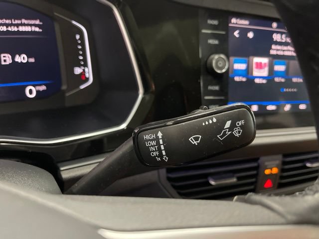 Certified 2023 Volkswagen Jetta SEL FWD image 18