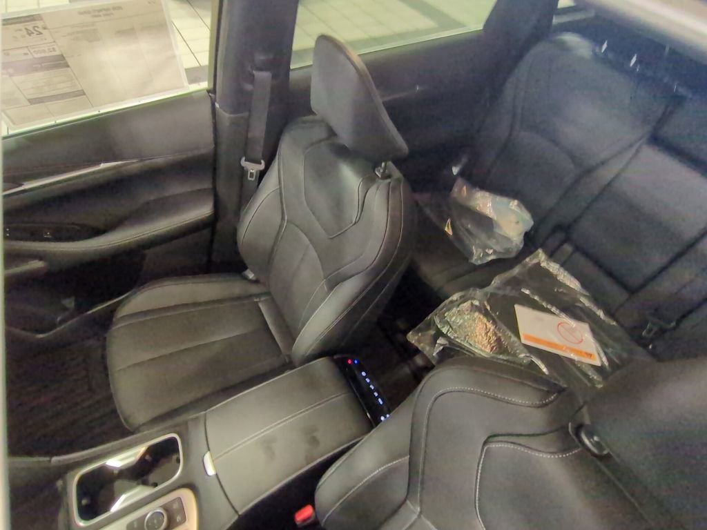 New 2026 INFINITI QX60 Pure w/ Cargo Package image 10