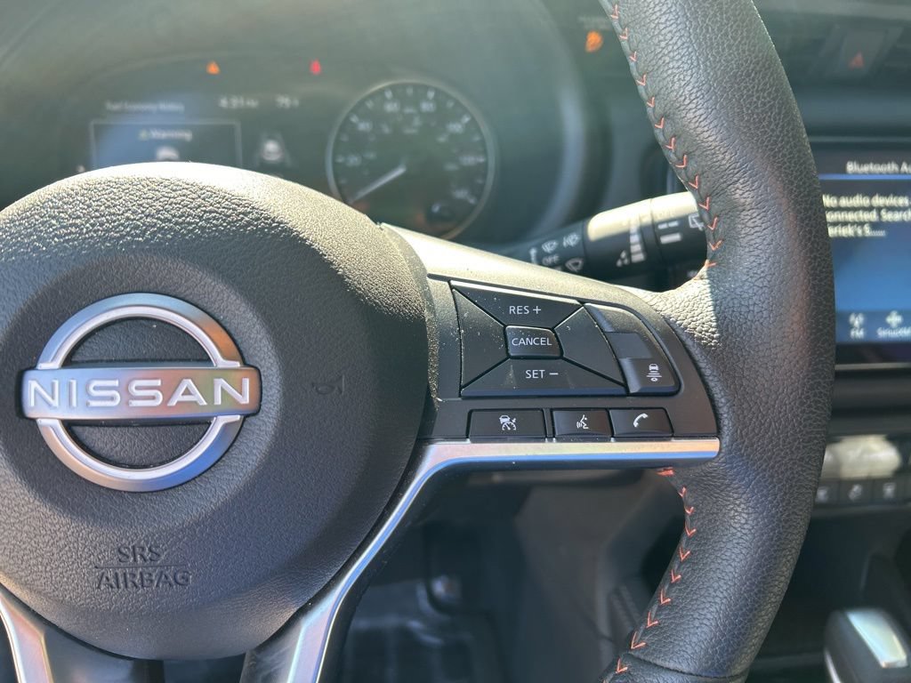 Used 2023 Nissan Kicks SR w/ SR Premium Package FWD image 17
