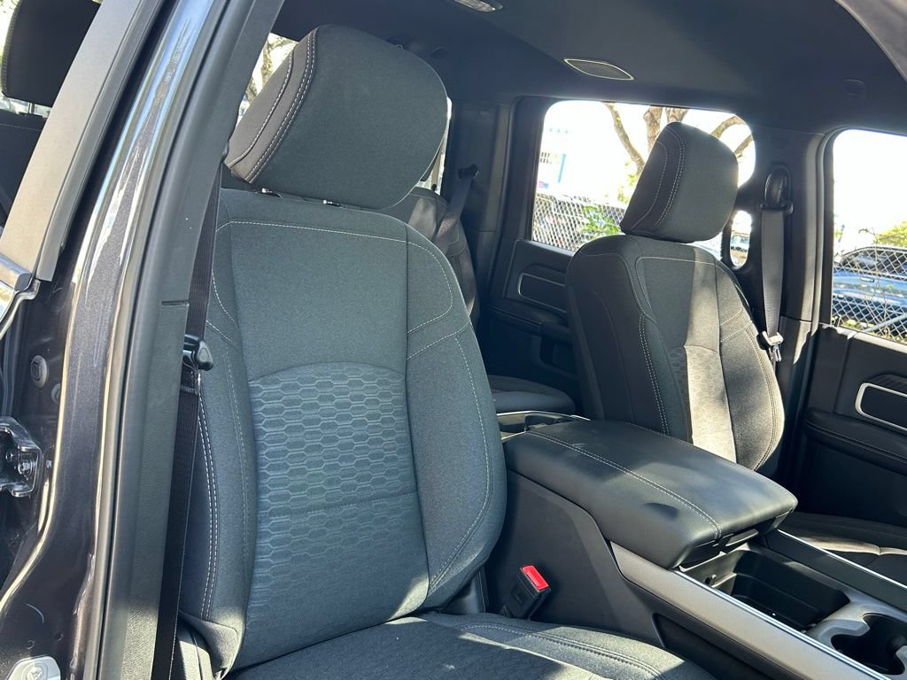 New 2026 RAM 2500 Big Horn AWD/4WD image 37