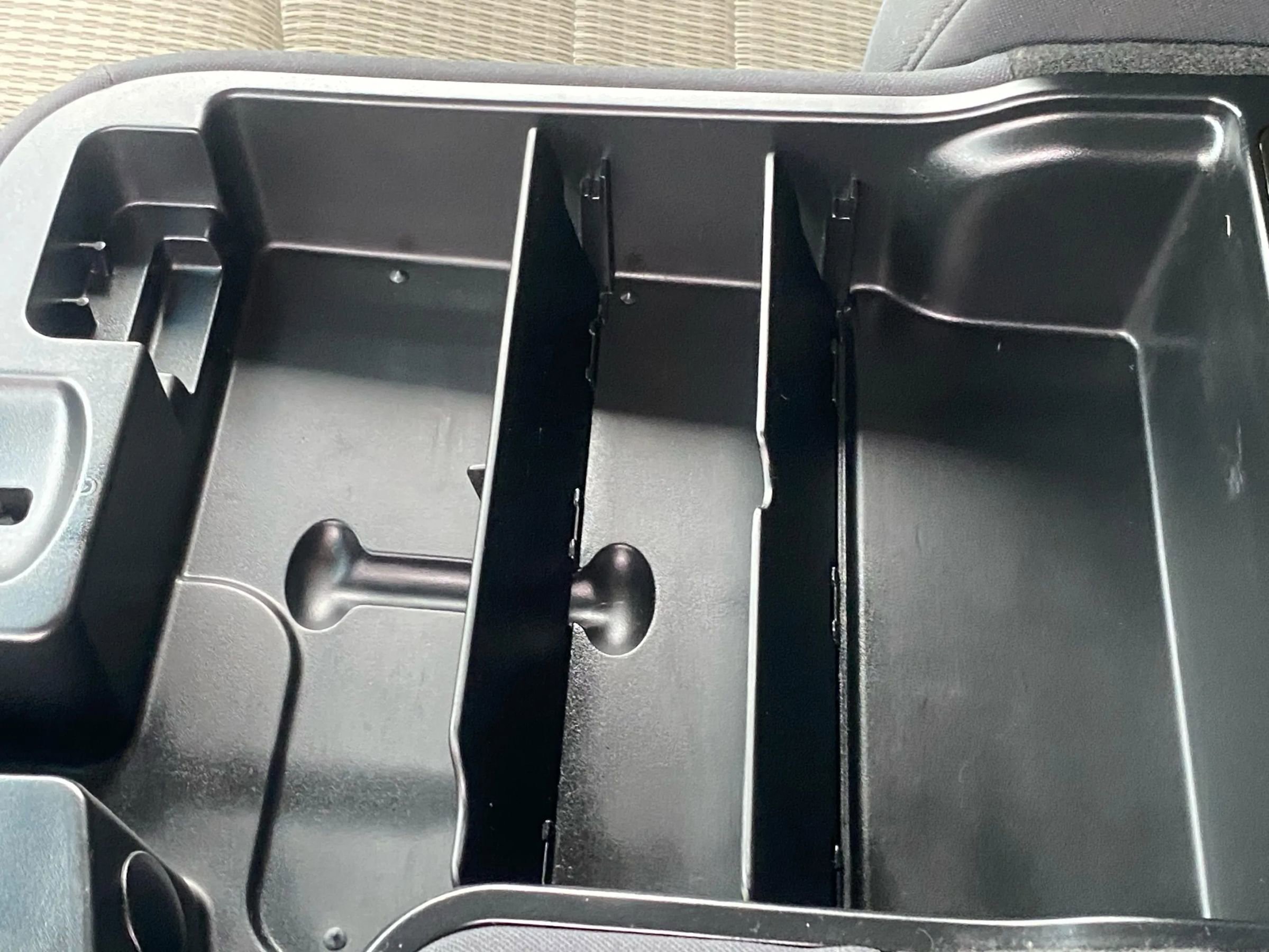 Used 2012 RAM 2500 ST w/ Chrome Appearance Group image 34