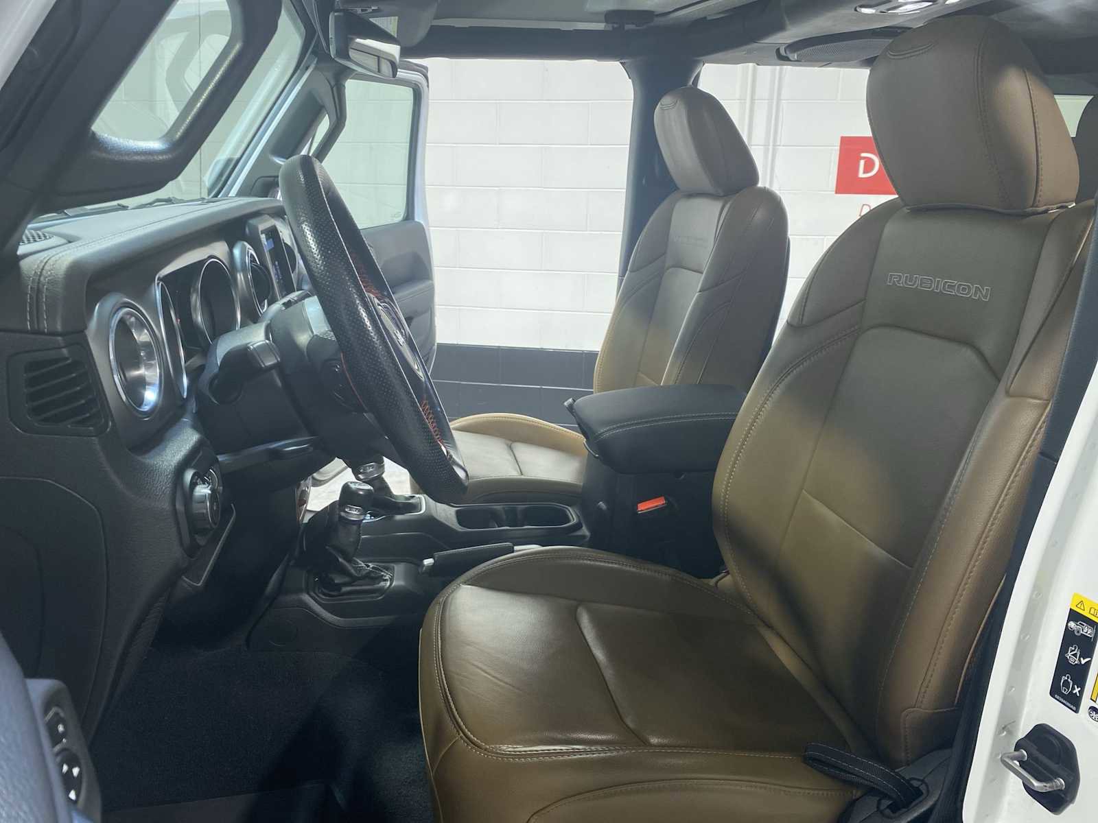 Used 2021 Jeep Wrangler Unlimited Rubicon image 11